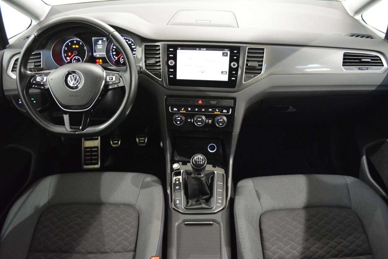 VW Golf